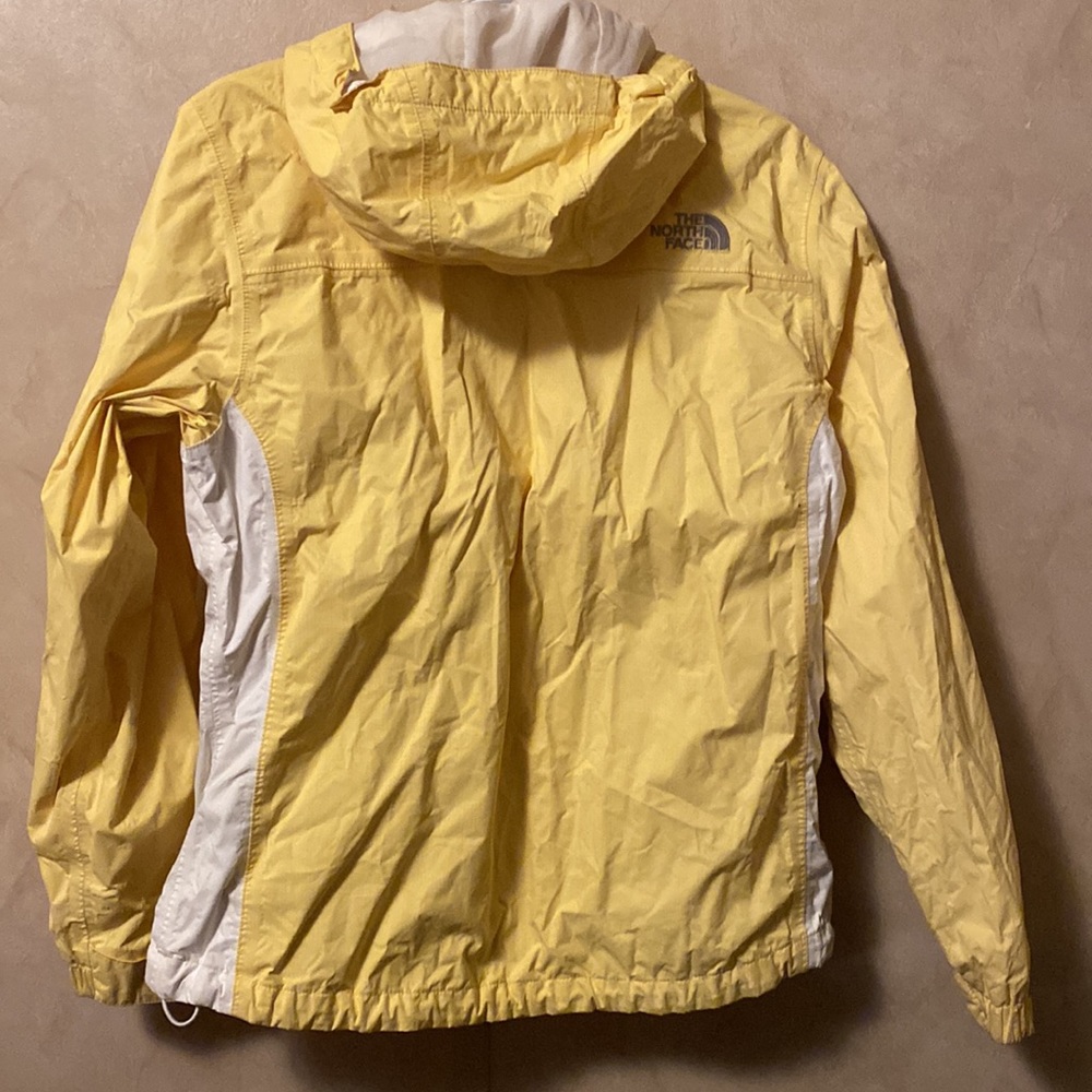 North Face yellow rain jacket - Picture 4 of 4